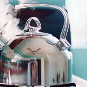 Сколько раз можно без последствий кипятить воду в чайнике?